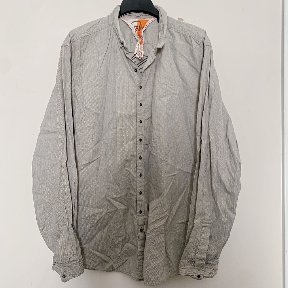 Robert Graham Freedom Of Expression Embroidered Button Down Shirt XXL India